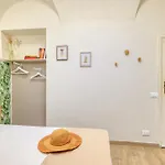 Casa Dritta -boutique In Alta Lägenhet *
