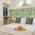 Casa Dritta -boutique In Alta Bordighera