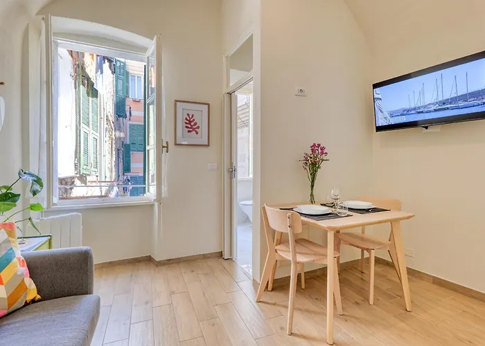 Casa Dritta -boutique In Alta Bordighera