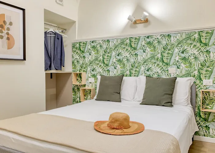 Casa Dritta -boutique In Alta Bordighera